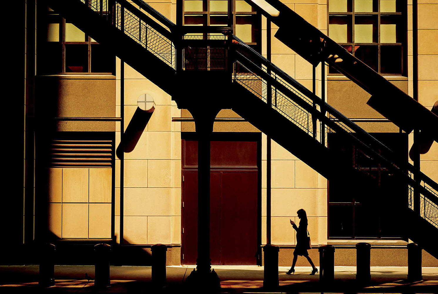 SILHOUETTES ON WABASH