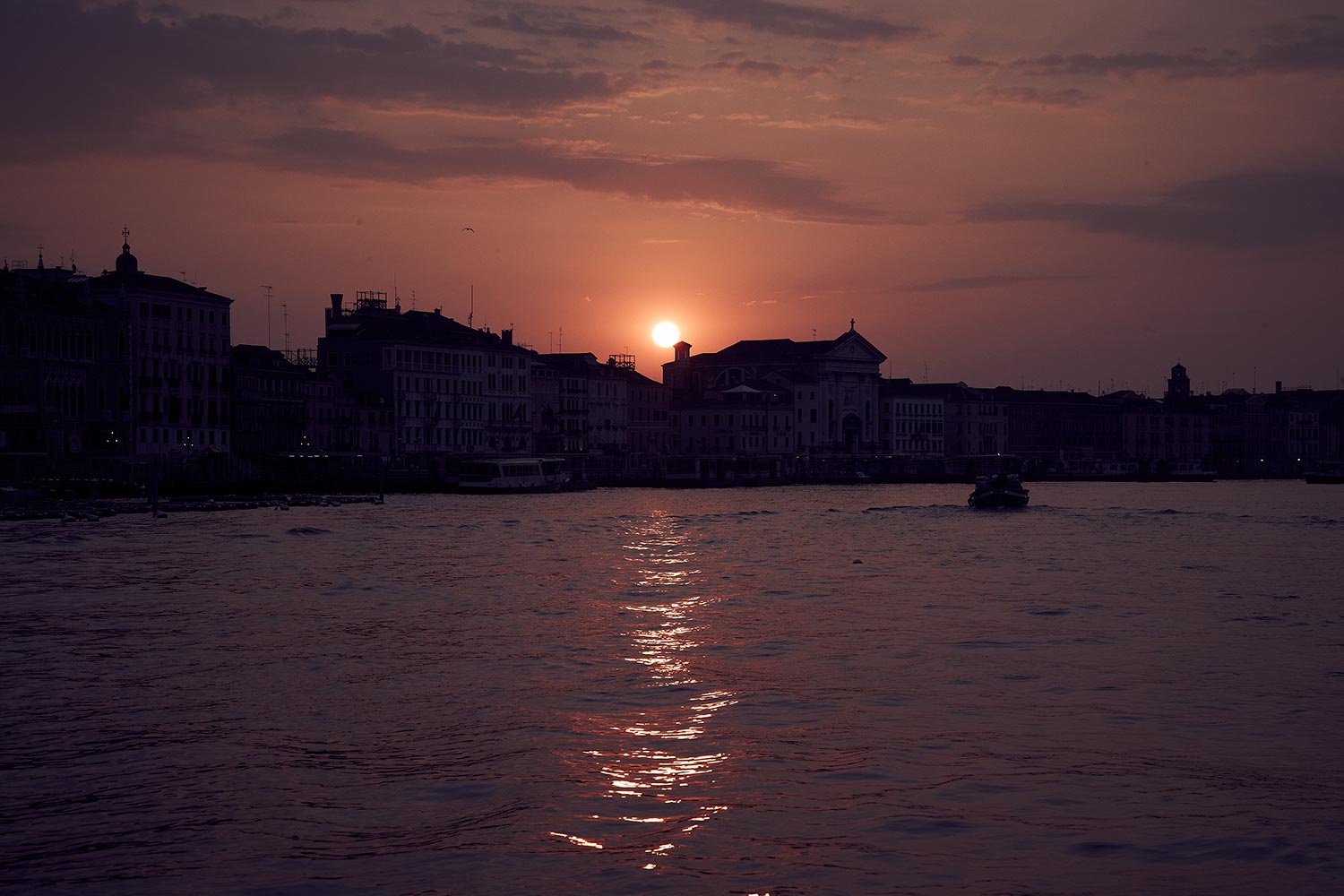 SUNSET ON THE GRAND CANAL