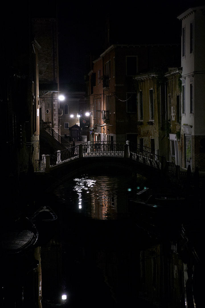 SLEEPING VENICE #3